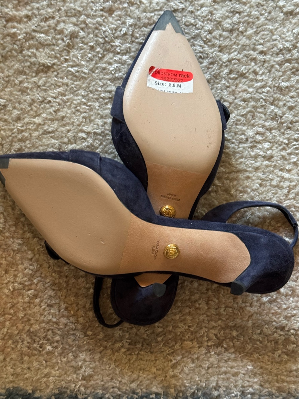NEW Veronica Beard Loralyn Slingback Pointed Toe Pump in Navy Suede - Picture 12 of 13